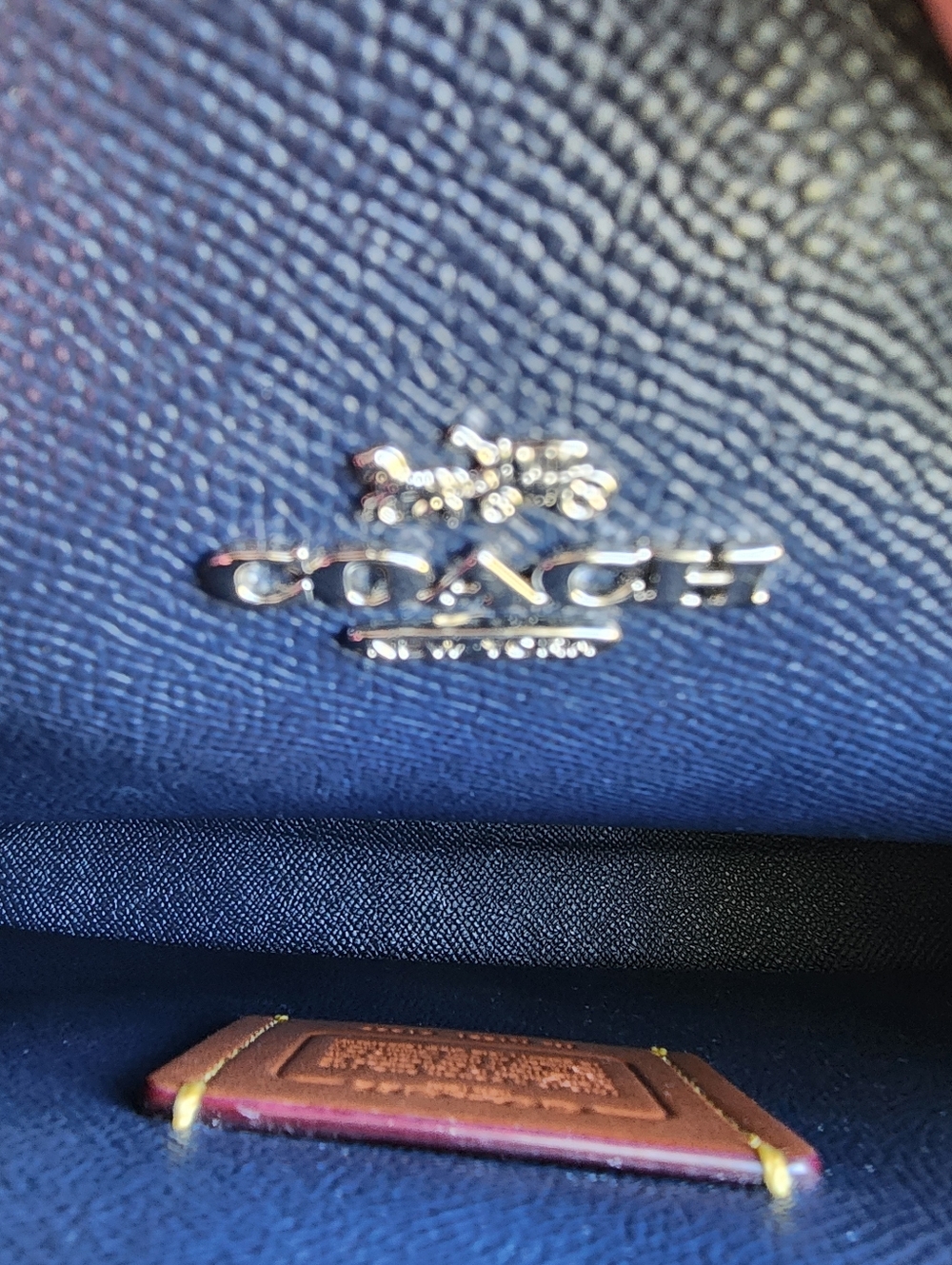 SOLDCoach Charlie Carryall 28, Blue Ombre, 2018, EUC - Picture 10 of 11